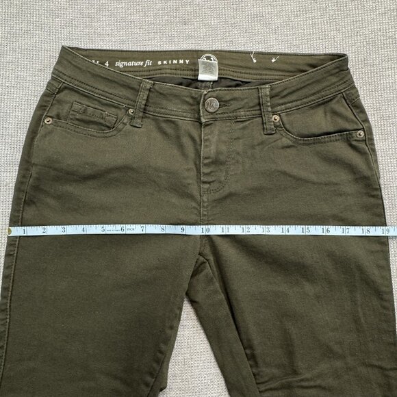 W62 Womens Size 4P Green Signature Fit Skinny Jeans Mid Rise 5 Pockets Petite - Picture 7 of 12